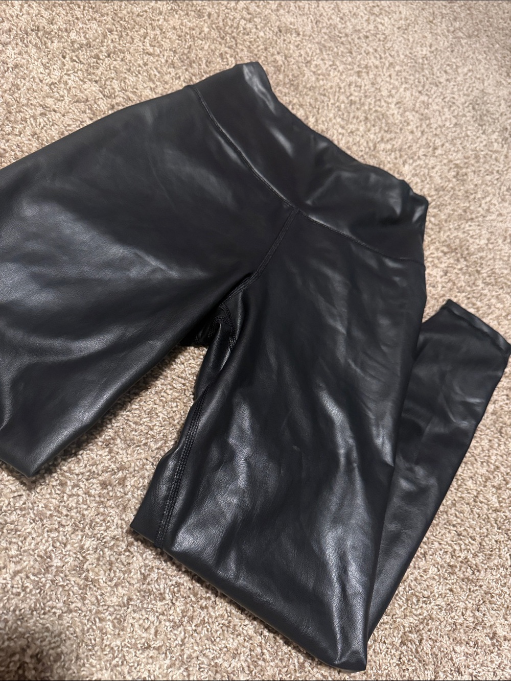 Yogalicious faux leather lady love ankle tight leggings (S) - like new!